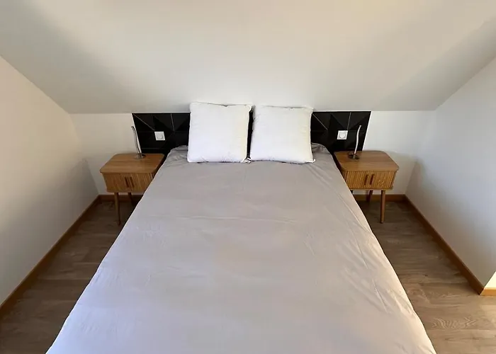 Le 9 De Fer Апартаменты *